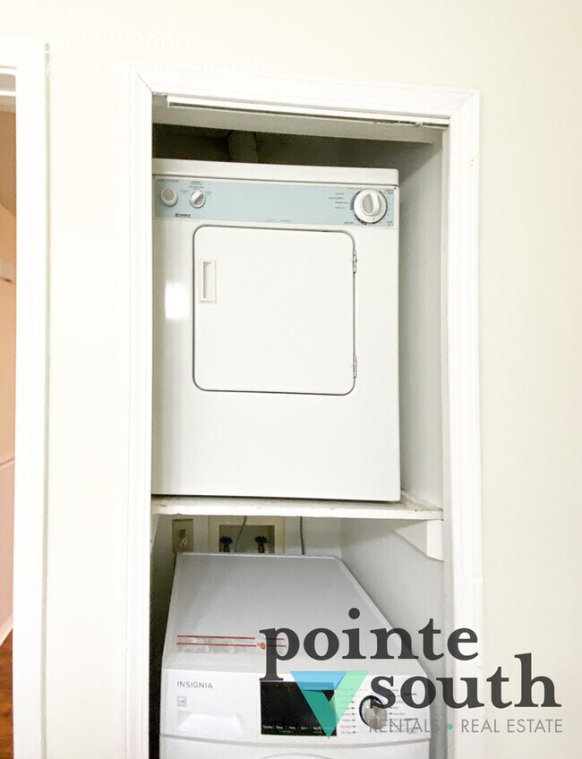 Building Photo - 5608 Cottage Hill Rd