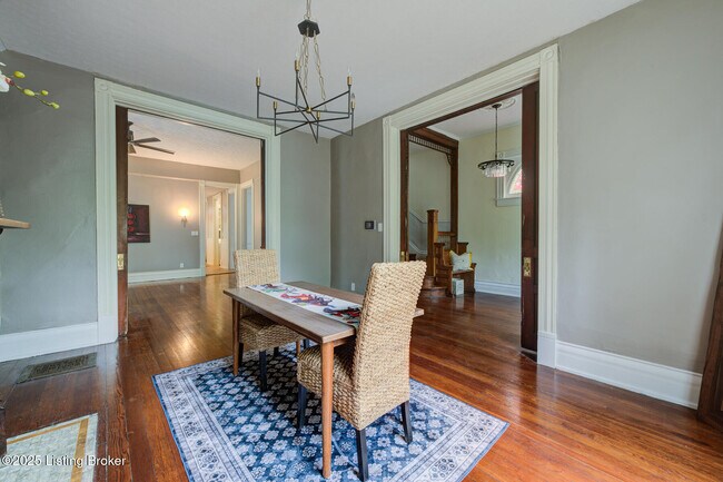 Building Photo - 1422 Highland Ave