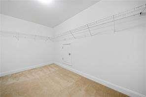 Building Photo - 15 Creekwater Dr