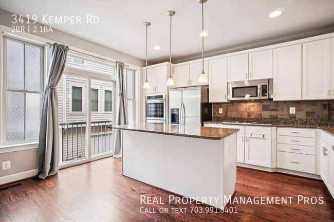 Building Photo - 3419 S Kemper Rd