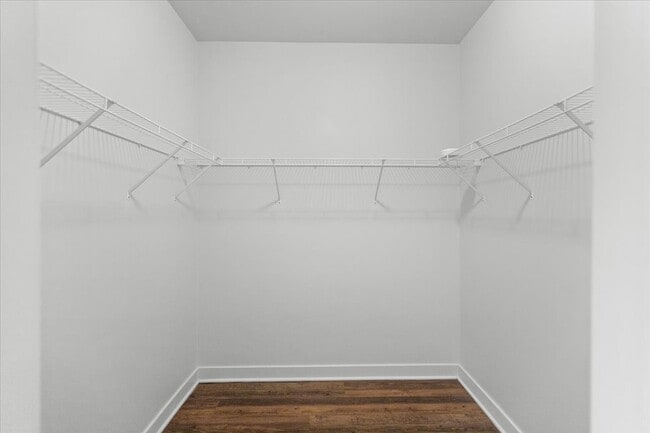 Building Photo - 500 N Northwest Hwy