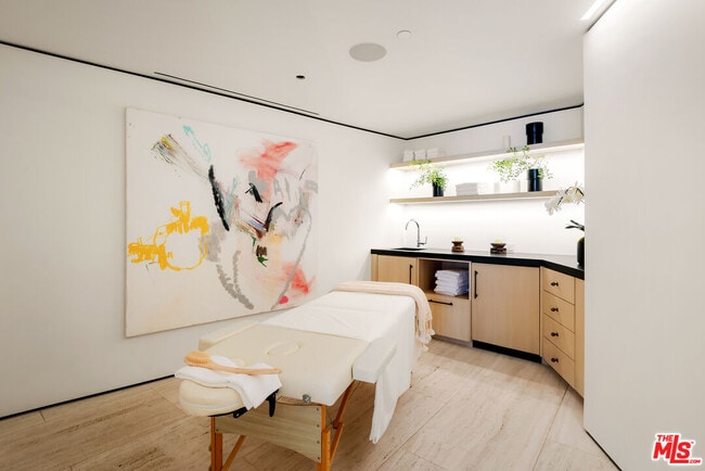 Building Photo - 1210 Laurel Way