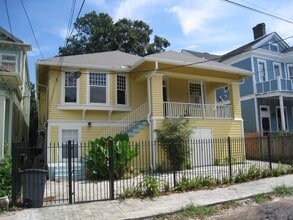 Building Photo - 1921 General Taylor St