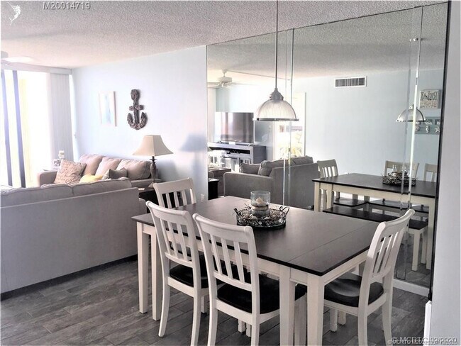 Building Photo - 9900 S Ocean Dr