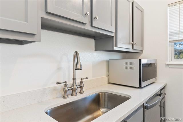 Building Photo - 1263 S Gilbert St