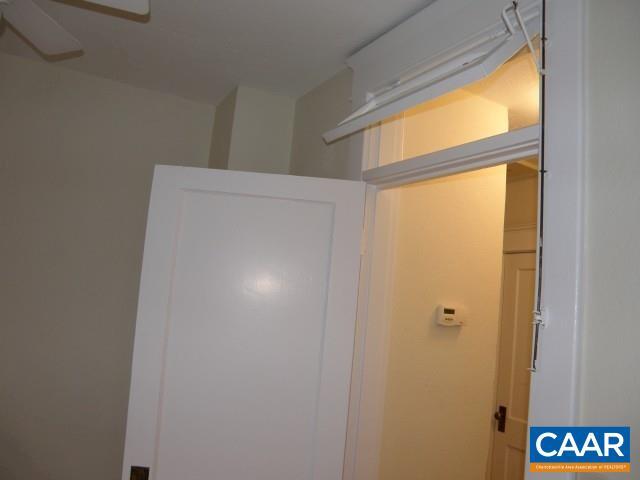 Building Photo - 423 Lexington Ave
