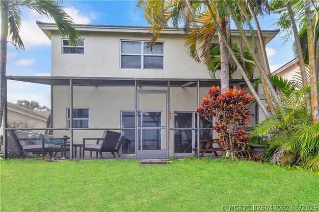 Building Photo - 9812 NW 9th Ct