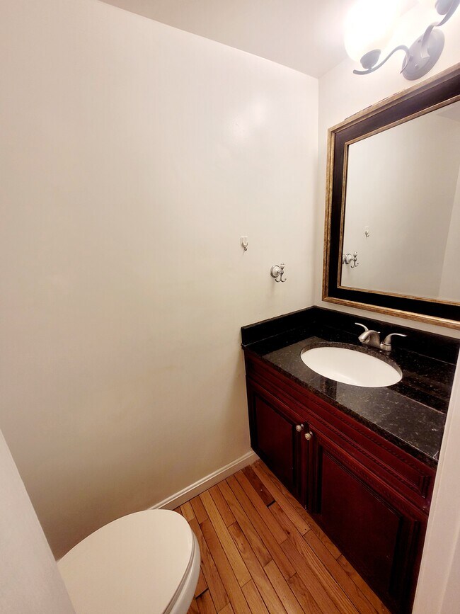 Building Photo - 7415 Fountain Head Dr