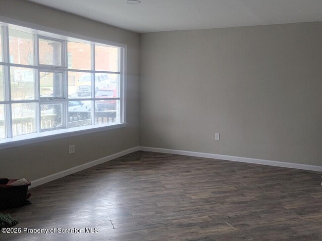 Building Photo - 714 Orchard St