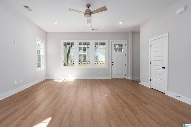 Building Photo - 4768 Silas Ave
