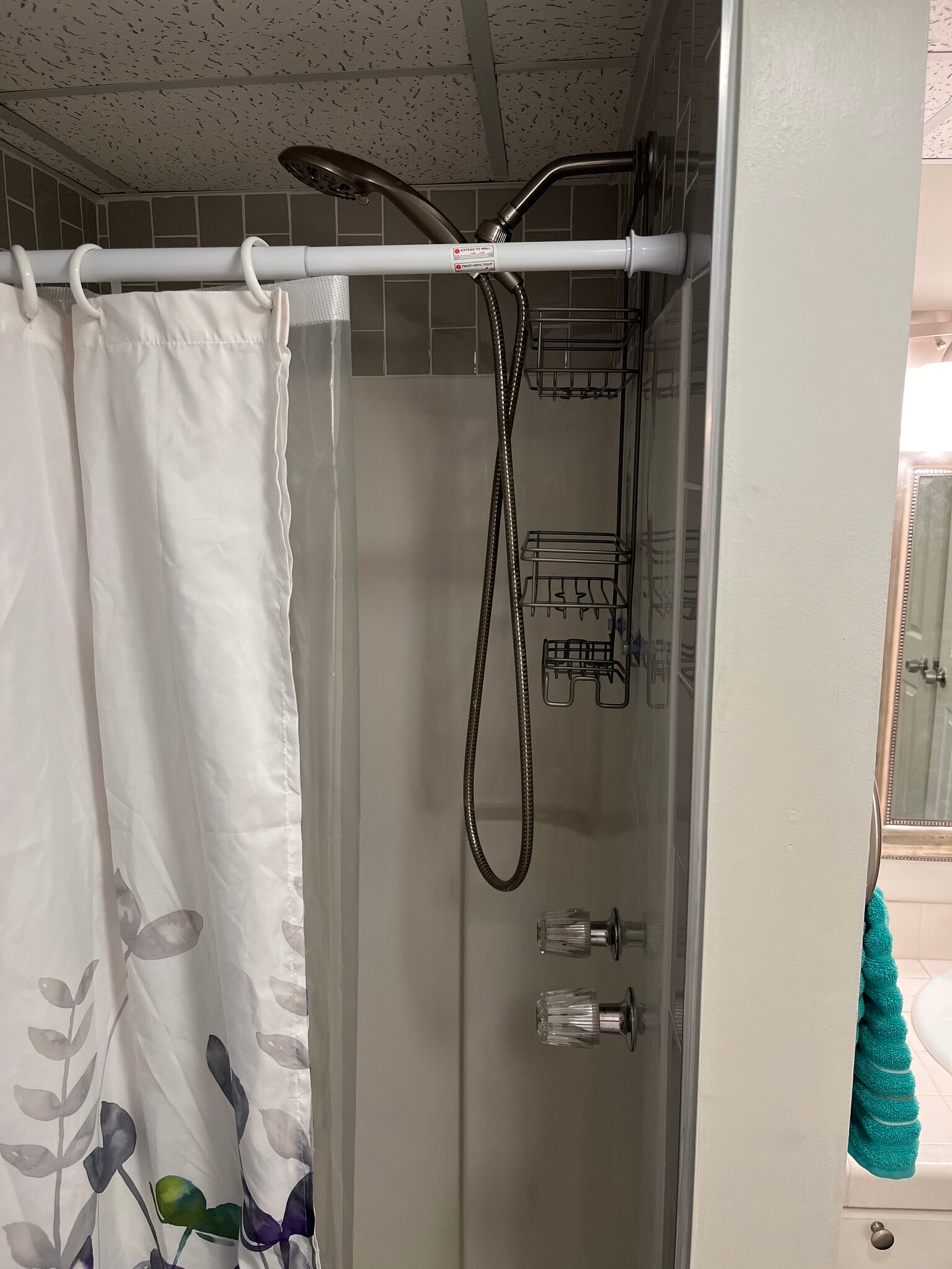 Building Photo - 2013 Addison Rd NE