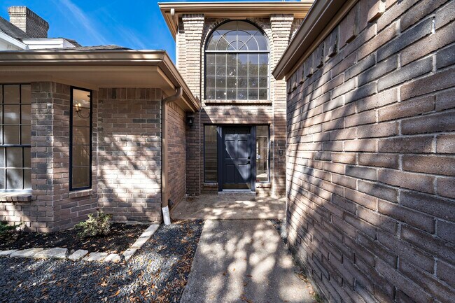 Building Photo - 1631 Gingerleaf Ln