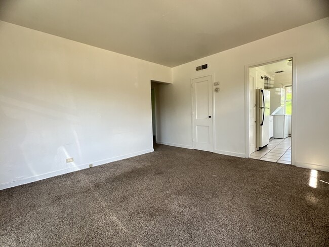 Building Photo - 2028 Chaney Rd