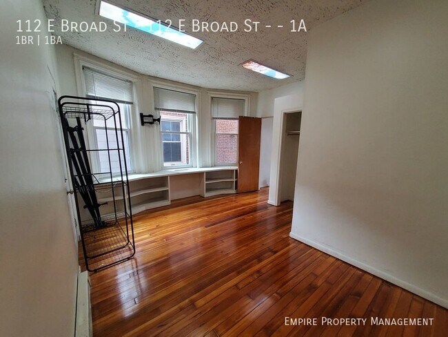 Building Photo - 112 E Broad St