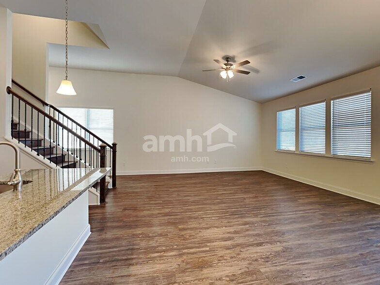 Building Photo - 1189 Ashlyn Ct