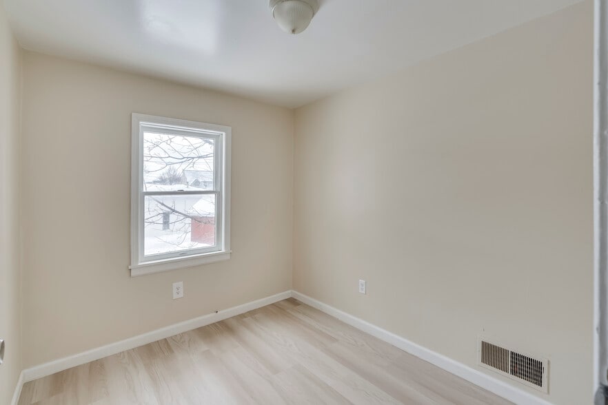 Building Photo - 514 Francis St