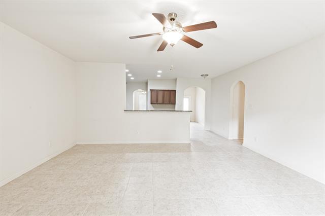 Building Photo - 1829 Persimmon Dr