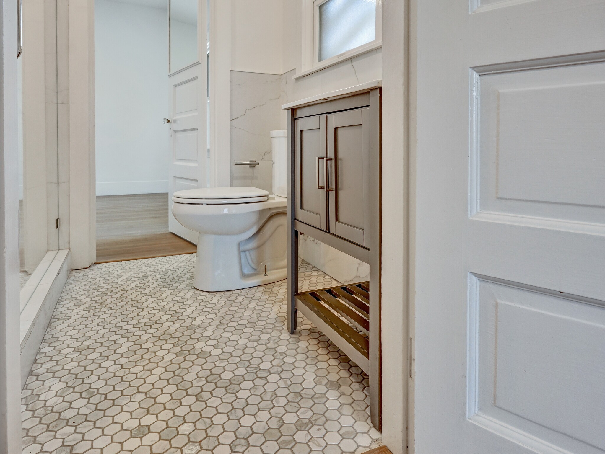 Building Photo - 1075 43rd St