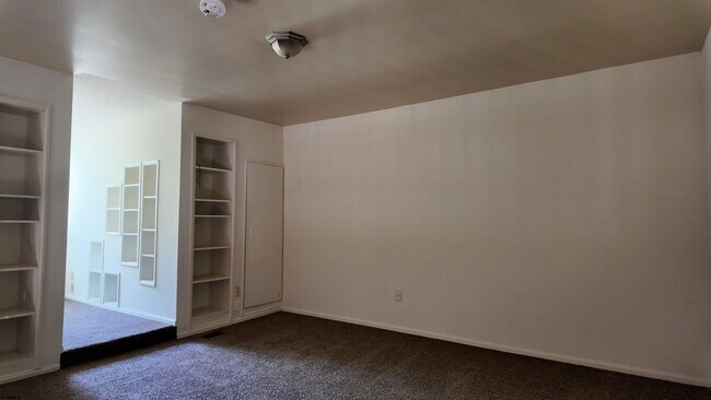 Building Photo - 4502 Yorktown Pl