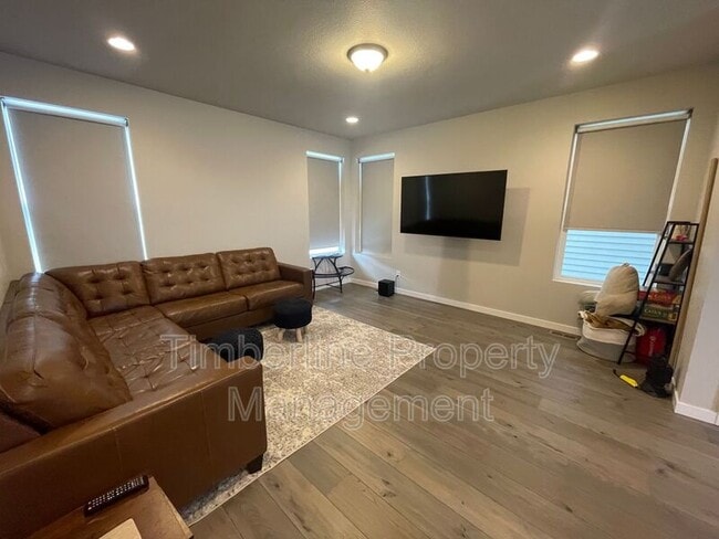 Building Photo - 7359 Hunter Jumper Dr