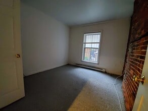 Building Photo - 1750 Washington St