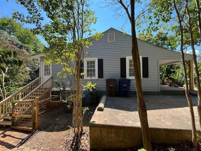 Building Photo - 2535 Marble St