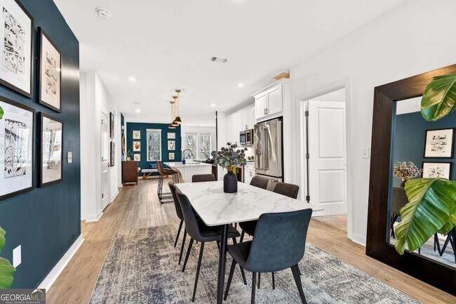 Building Photo - 377 Grant Cir SE