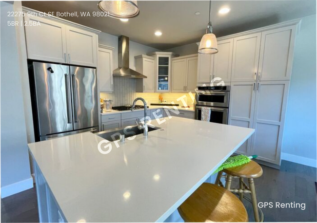 Building Photo - Elegant 5-Bedroom Home in Bothell ! ! !