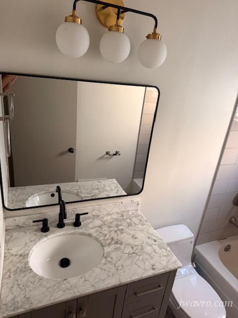 Building Photo - 89 Roosevelt Way