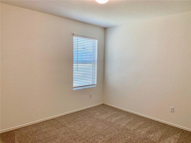 Building Photo - 3405 Mikayla Ct