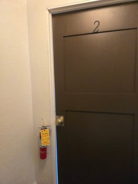 Building Photo - 608 2nd St