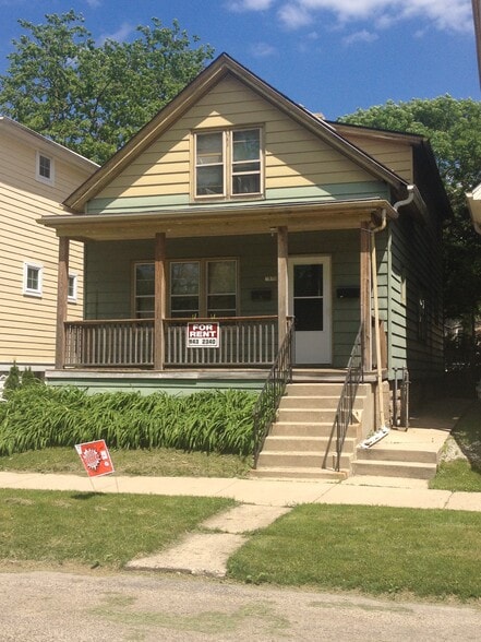 Building Photo - 2570 N Newhall St