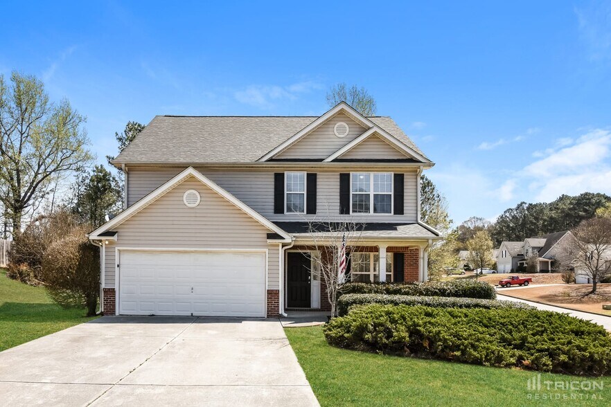 Primary Photo - 156 Hillcrest Ct