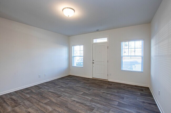 Building Photo - BEAUTIFUL 2 Bedroom Townhome in Cox Mill D...