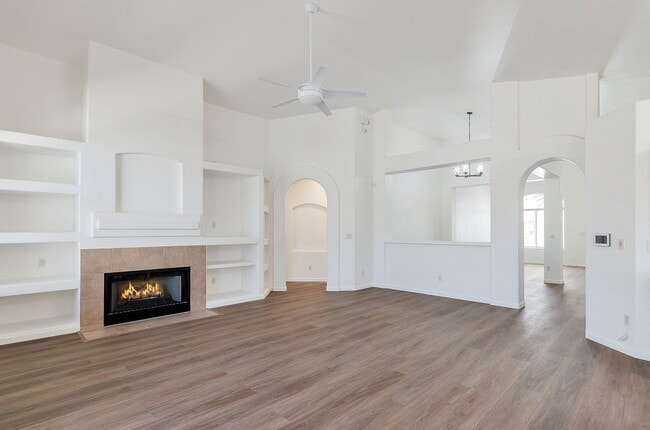 Building Photo - Beautiful, updated, Oro Valley home