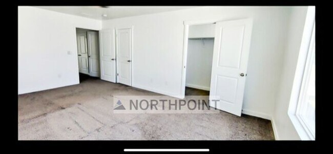 Building Photo - Beautiful 3BR 2BA Home w/ Quartz Kitchen and Garage in Herriman!