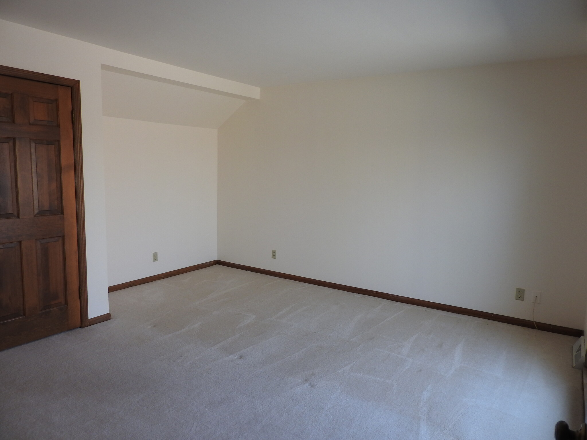 2nd Bedroom - 1720 W Bradford Dr