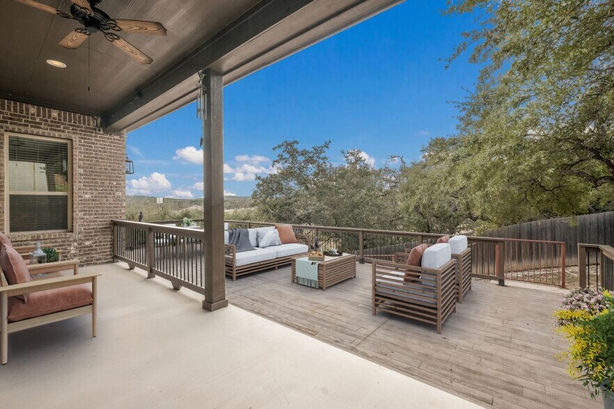 Primary Photo - 8023 Platinum Ct