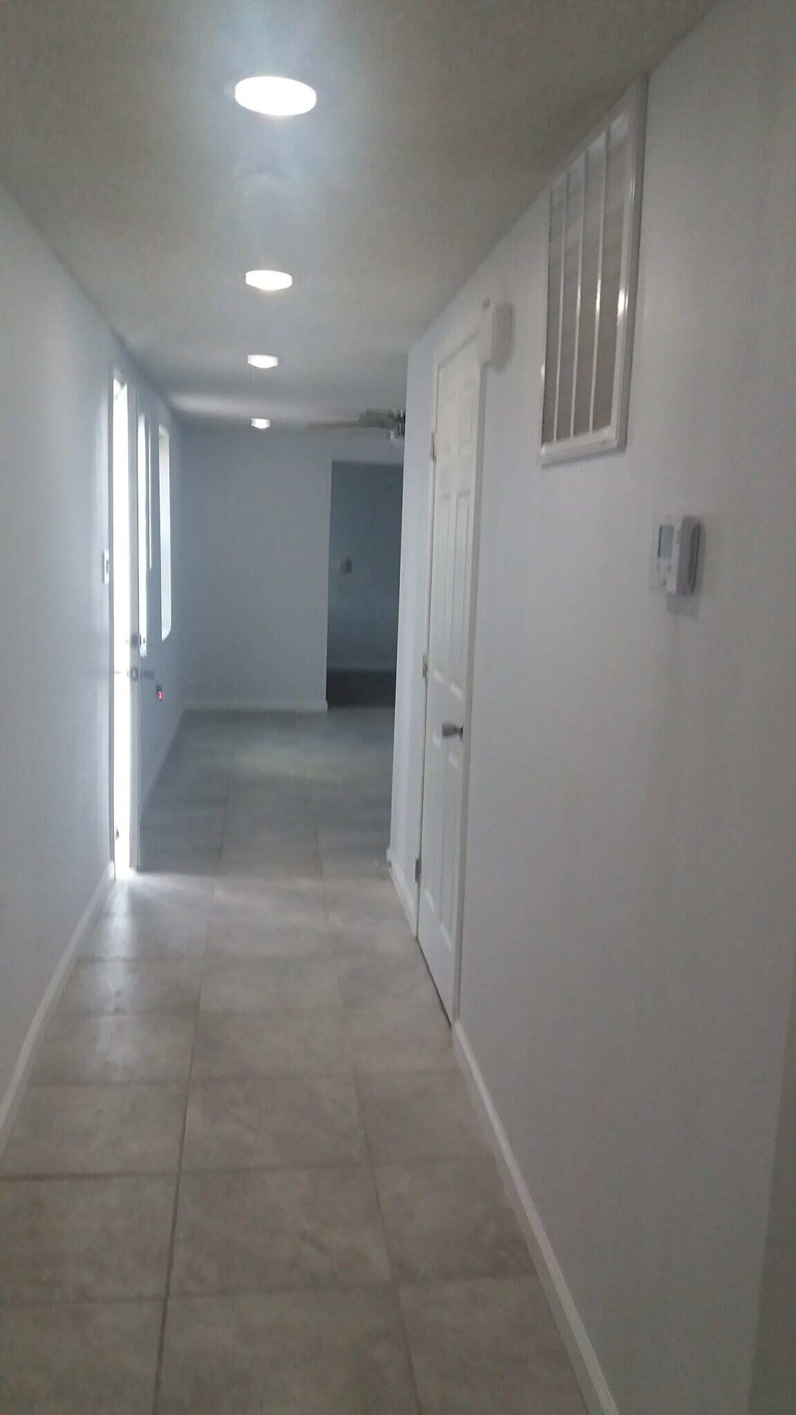Building Photo - 3401 Belfort Ave