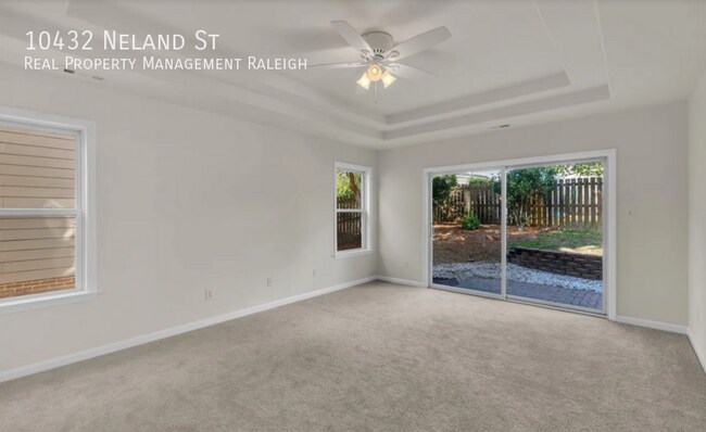 Building Photo - 10432 Neland St