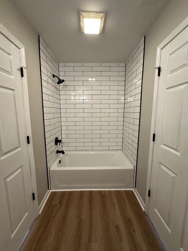 Building Photo - 804 Matheson Ave