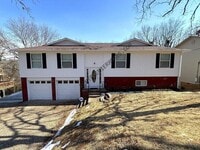 Building Photo - 322 E Lee Ave