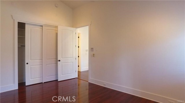 Building Photo - 804 N Irena Ave