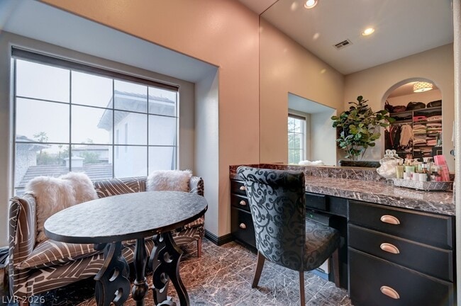 Building Photo - 10212 Stone Briar Ct
