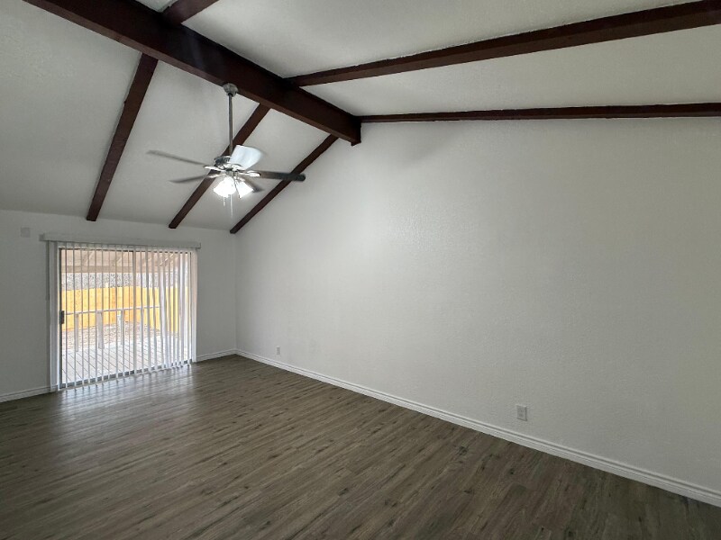 Building Photo - 6614 Robin Forest