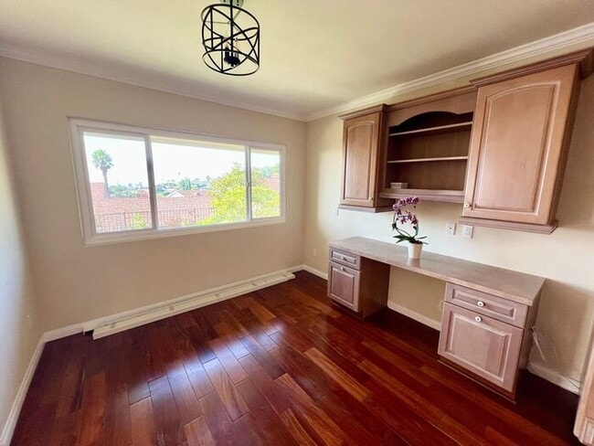 Building Photo - Beautiful 4-Bedroom Home with Modern Upgrades – Spacious 2,820 Sq Ft