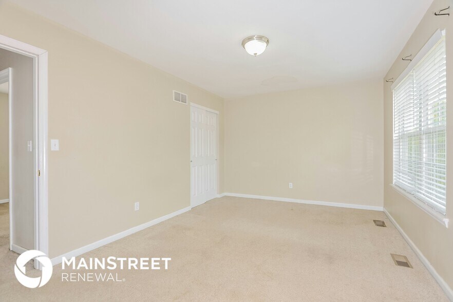 Building Photo - 32 Great Owls Way