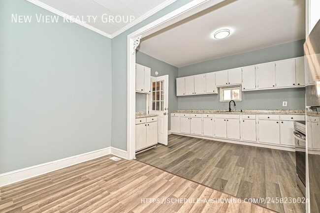 Building Photo - 408 S 12th St