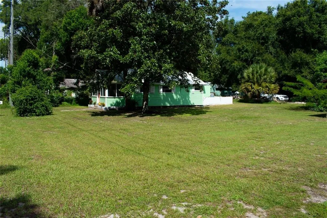 Building Photo - 1 Bed 1 Bath Home Pet Friendly Section 8 &...