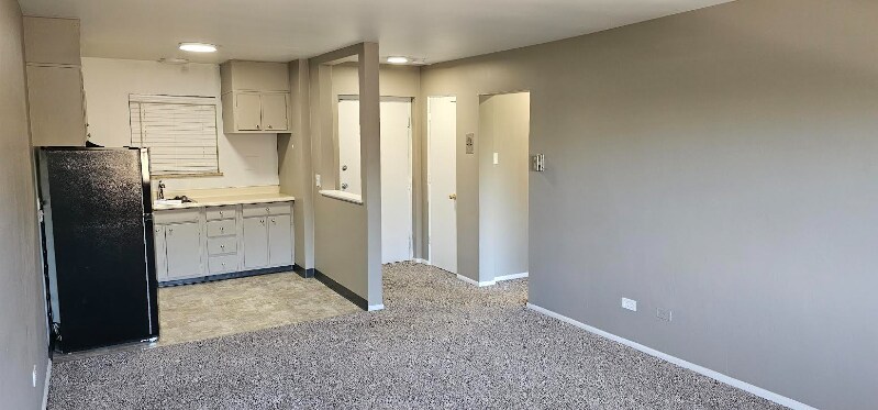 Building Photo - 1170 N Ogden St